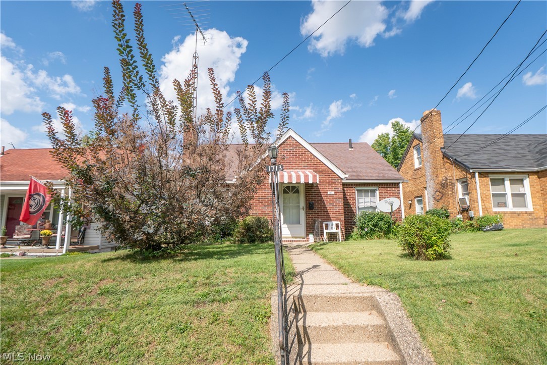 1713 29th Street NW Canton OH 44709