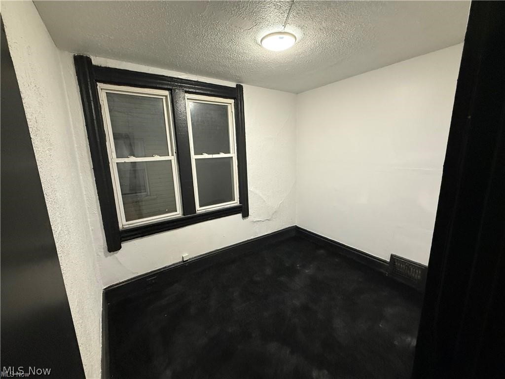 2113 W 104th Street Cleveland OH 44102