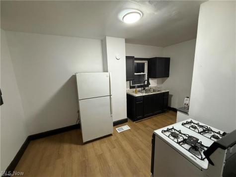 2113 W 104th Street Cleveland OH 44102