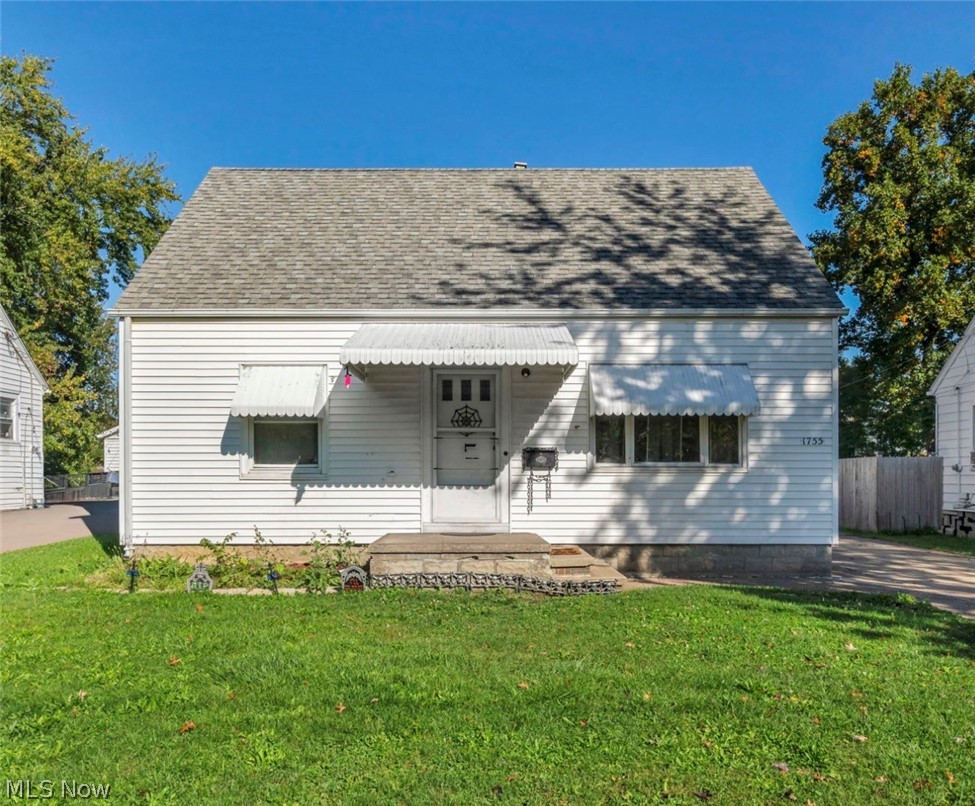 1755 E 36th Street Lorain OH 44055