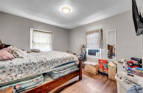 1755 E 36th Street Lorain OH 44055