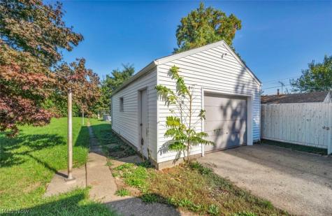 1755 E 36th Street Lorain OH 44055
