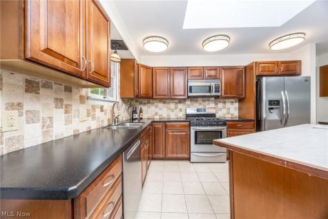 140 Sylvan Way Marietta OH 45750