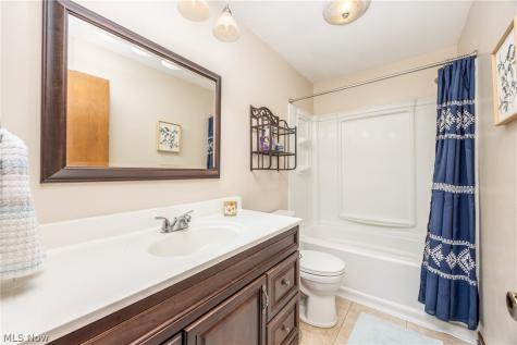 140 Sylvan Way Marietta OH 45750
