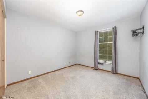 140 Sylvan Way Marietta OH 45750