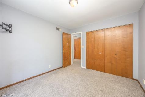 140 Sylvan Way Marietta OH 45750