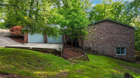 140 Sylvan Way Marietta OH 45750