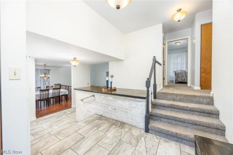 140 Sylvan Way Marietta OH 45750