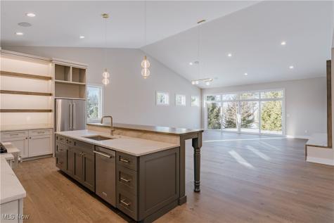 S/l 46 Bridgeport Way Mayfield Heights OH 44124