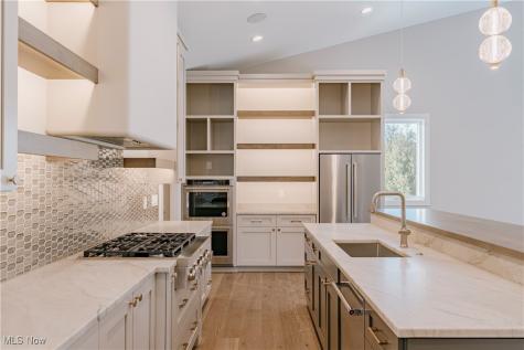 S/l 46 Bridgeport Way Mayfield Heights OH 44124