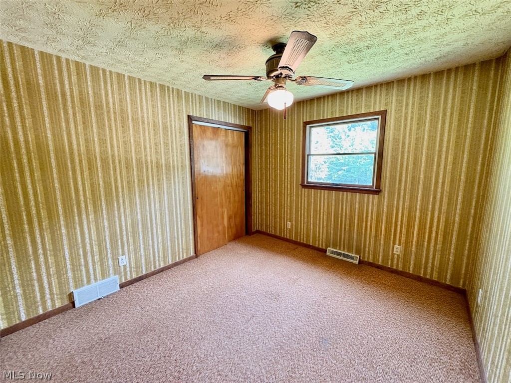 16481 Hart Road Montville OH 44064