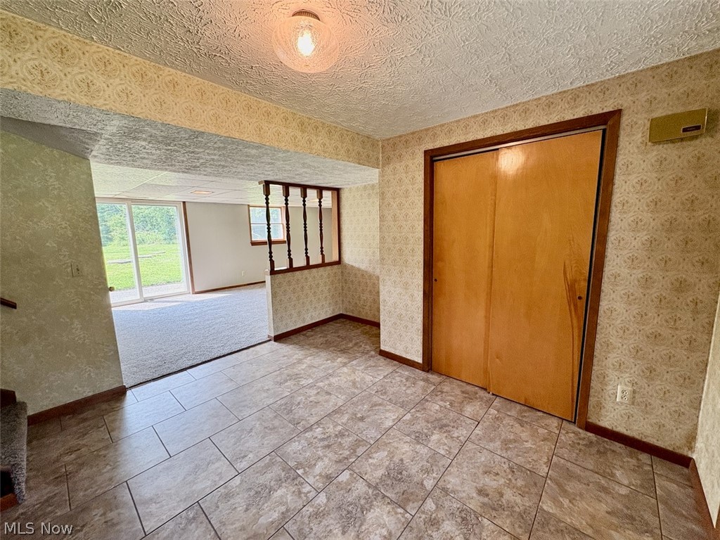 16481 Hart Road Montville OH 44064