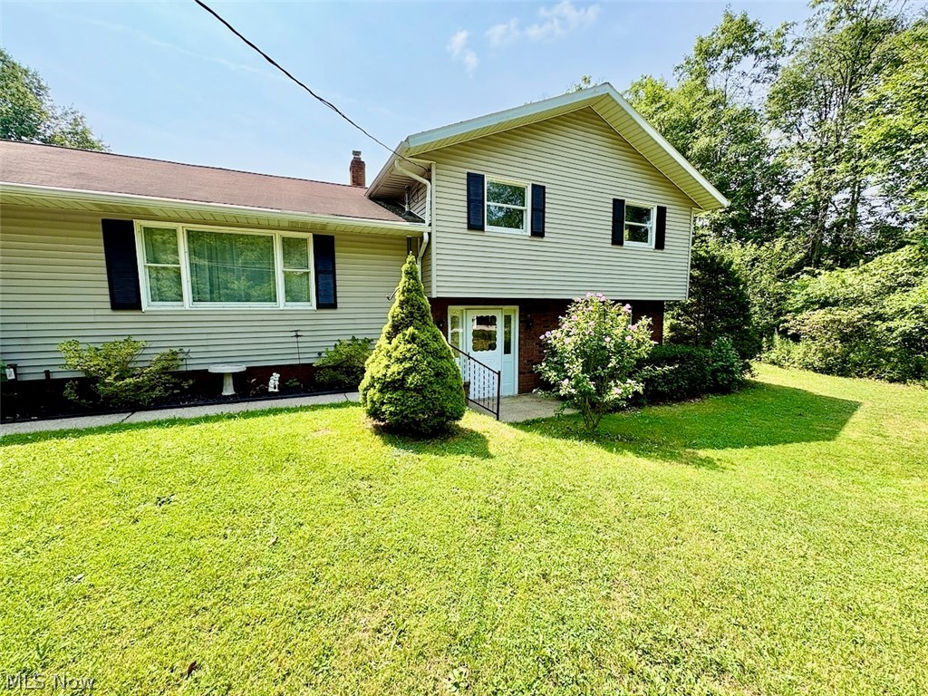 16481 Hart Road Montville OH 44064
