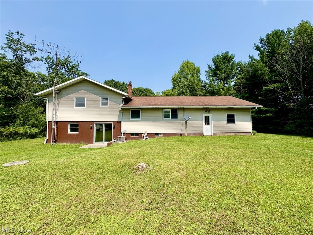 16481 Hart Road Montville OH 44064
