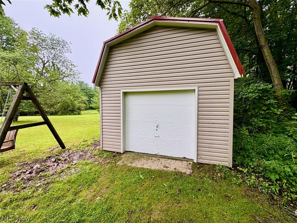 16481 Hart Road Montville OH 44064