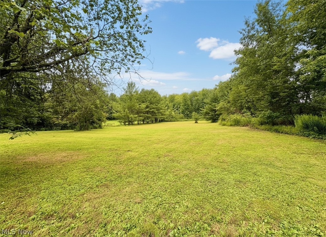16481 Hart Road Montville OH 44064