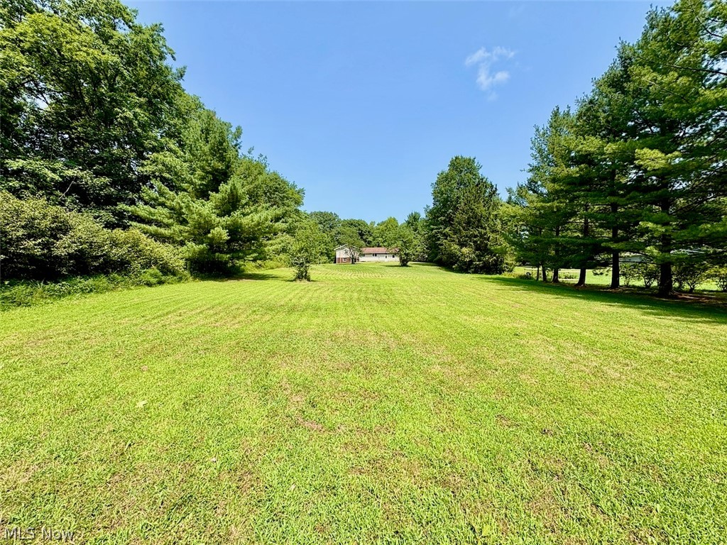 16481 Hart Road Montville OH 44064