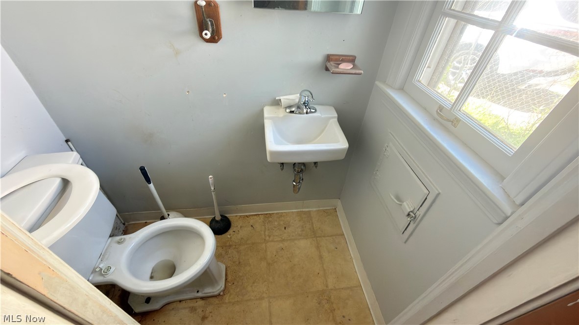 3074 Keswick Road Shaker Heights OH 44120