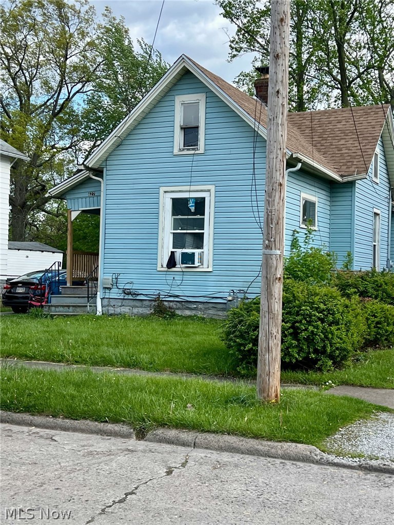 627 W 24th Street Lorain OH 44052