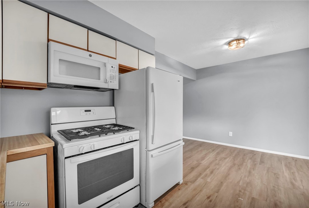 122 Courtland Boulevard Eastlake OH 44095
