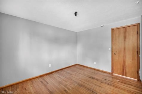 122 Courtland Boulevard Eastlake OH 44095