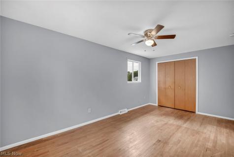 122 Courtland Boulevard Eastlake OH 44095
