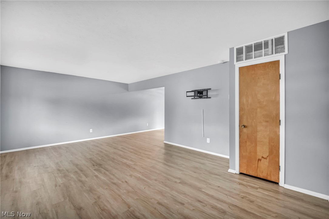 122 Courtland Boulevard Eastlake OH 44095
