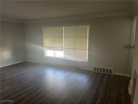 1765 E 238th Street Euclid OH 44117