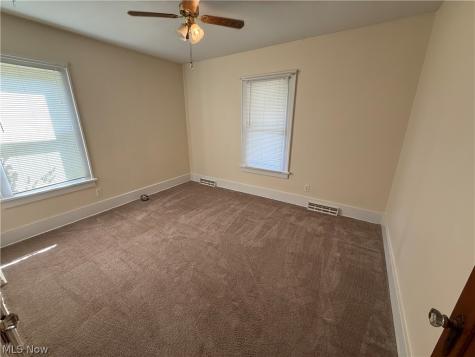 141 Warren Lane Steubenville OH 43953