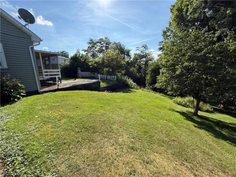 141 Warren Lane Steubenville OH 43953