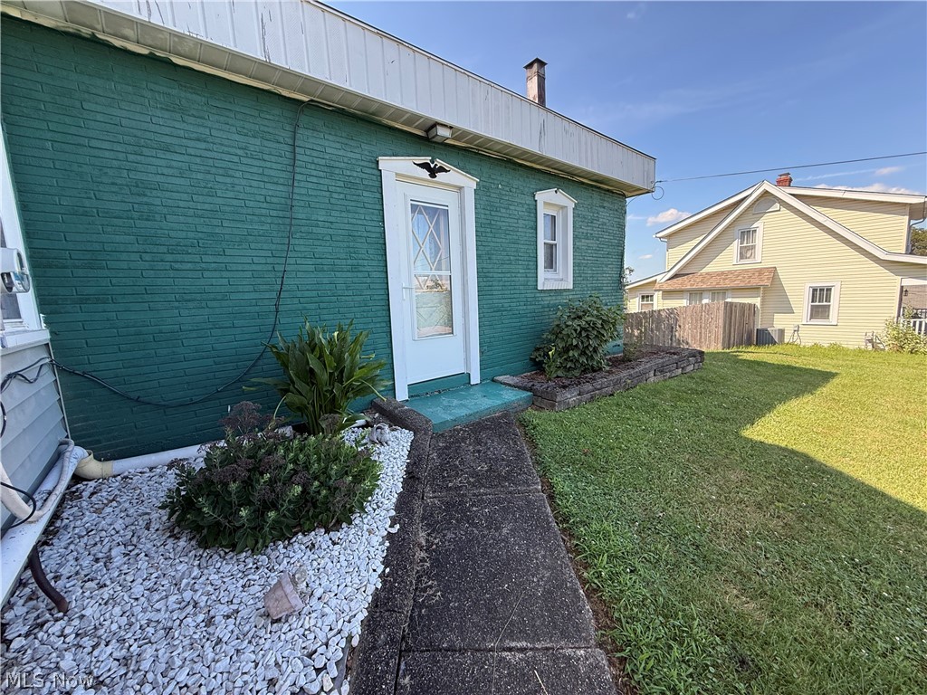 141 Warren Lane Steubenville OH 43953