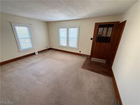141 Warren Lane Steubenville OH 43953