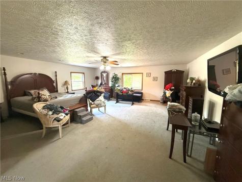 5520 Sharon Drive Youngstown OH 44512