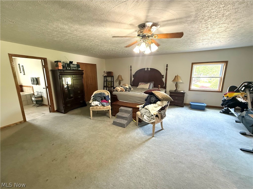 5520 Sharon Drive Youngstown OH 44512