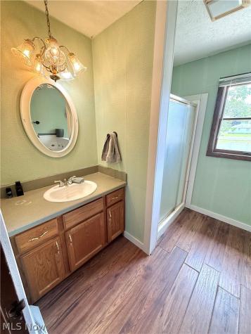 5520 Sharon Drive Youngstown OH 44512