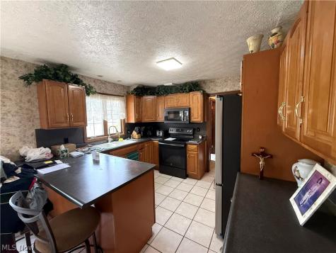 5520 Sharon Drive Youngstown OH 44512