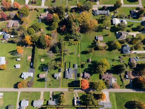 4074 Harbrook Street SW Navarre OH 44662