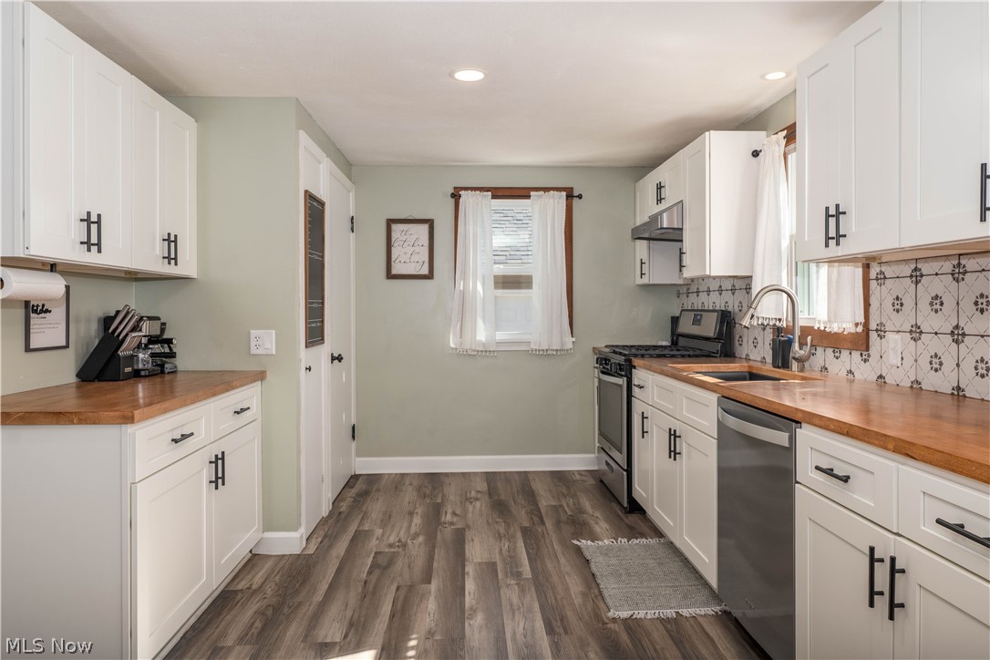4074 Harbrook Street SW Navarre OH 44662