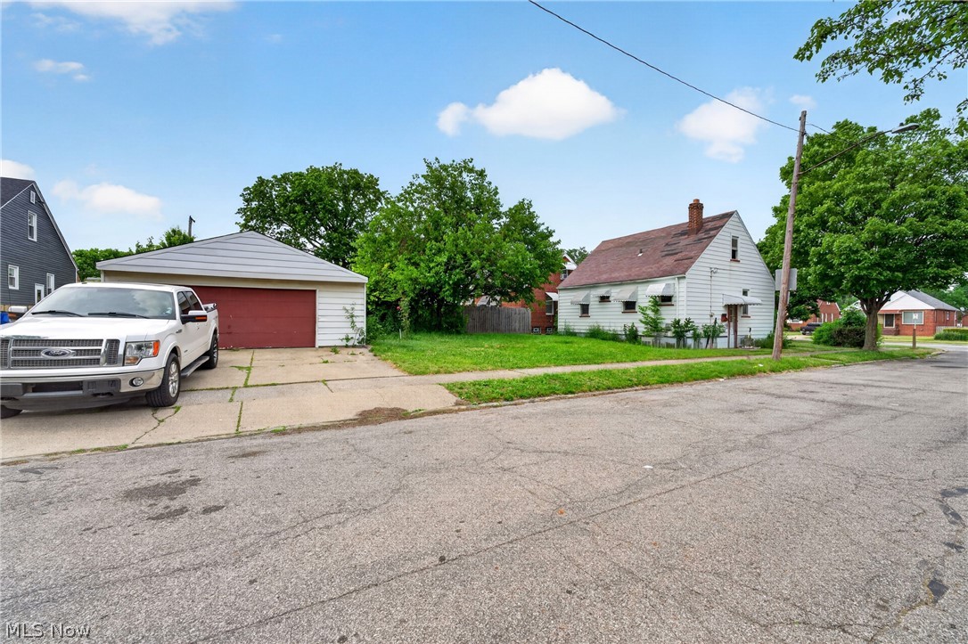 4126 W 140th Street Cleveland OH 44135