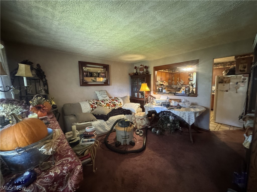 5724 Arrel Road Lowellville OH 44436