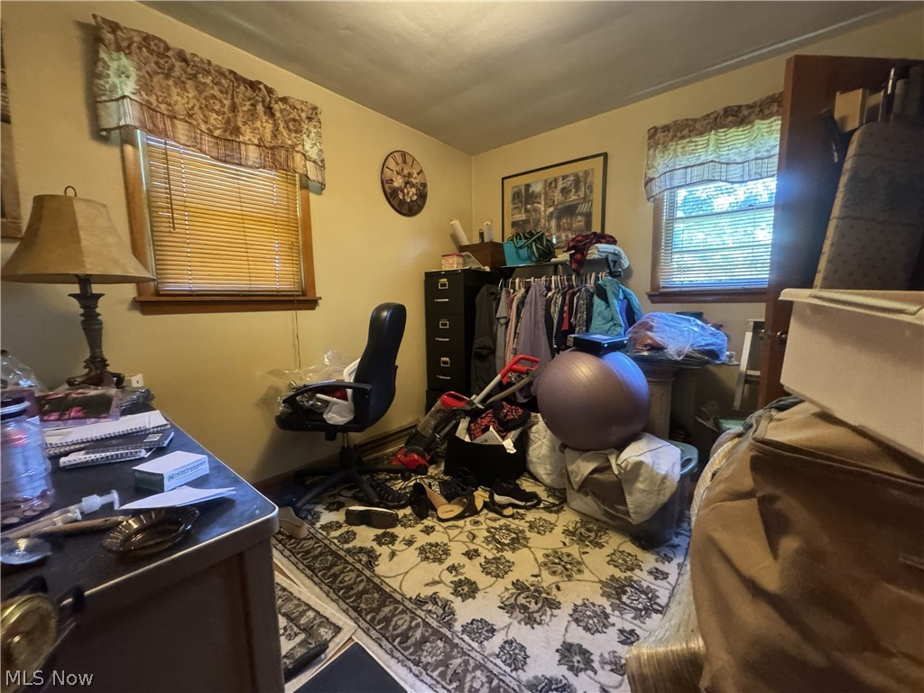 5724 Arrel Road Lowellville OH 44436