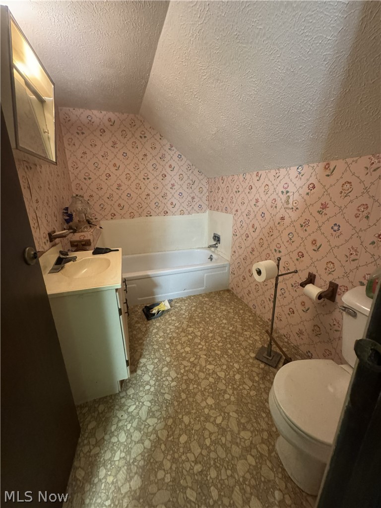 5724 Arrel Road Lowellville OH 44436
