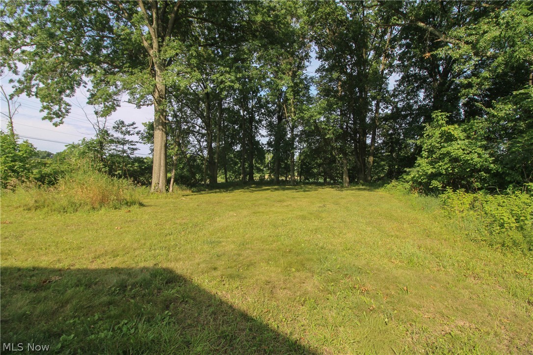 5724 Arrel Road Lowellville OH 44436
