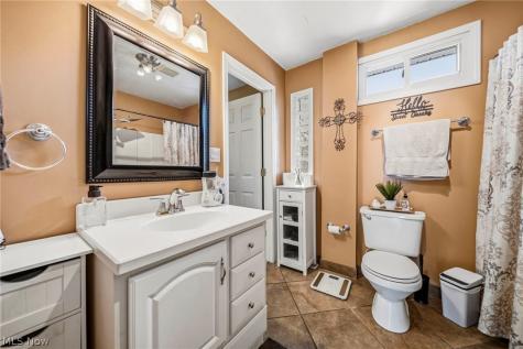 34212 Roberts Road Eastlake OH 44095