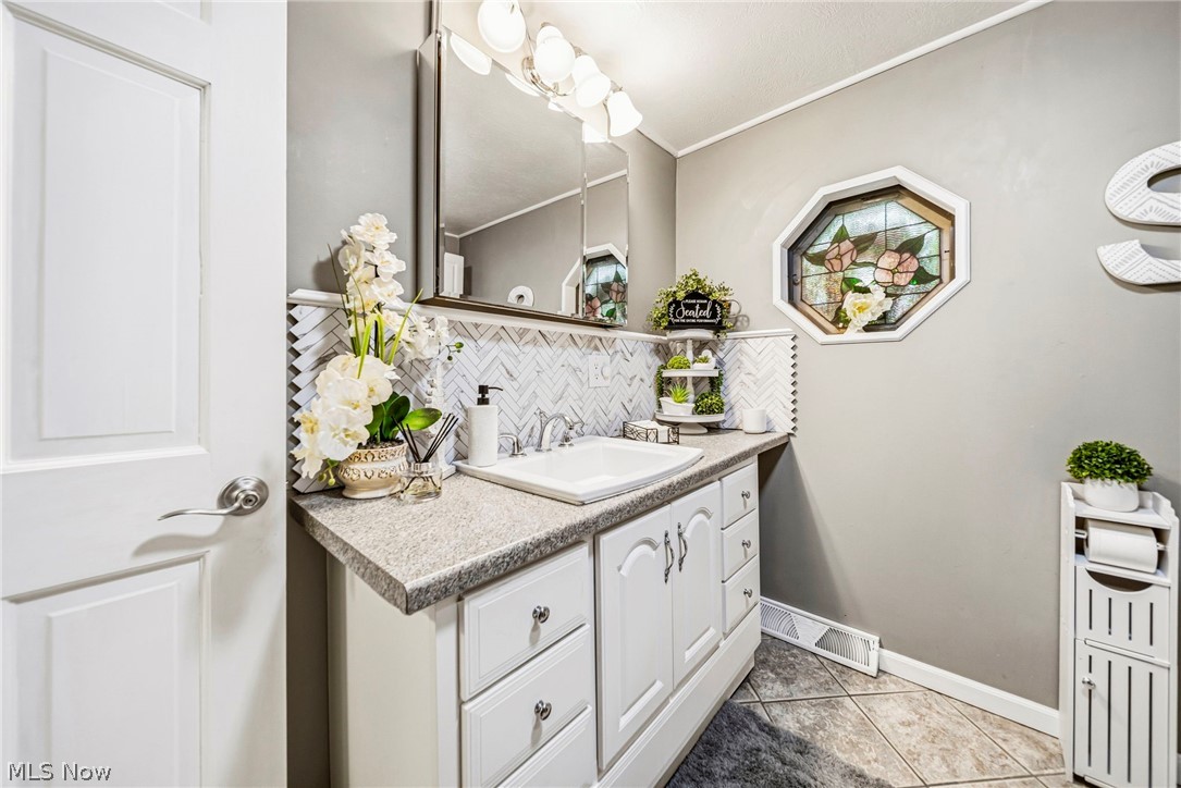 34212 Roberts Road Eastlake OH 44095