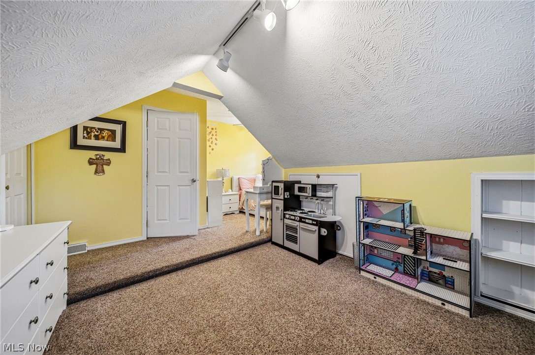 34212 Roberts Road Eastlake OH 44095