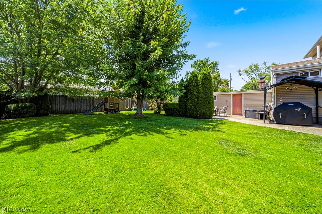 34212 Roberts Road Eastlake OH 44095