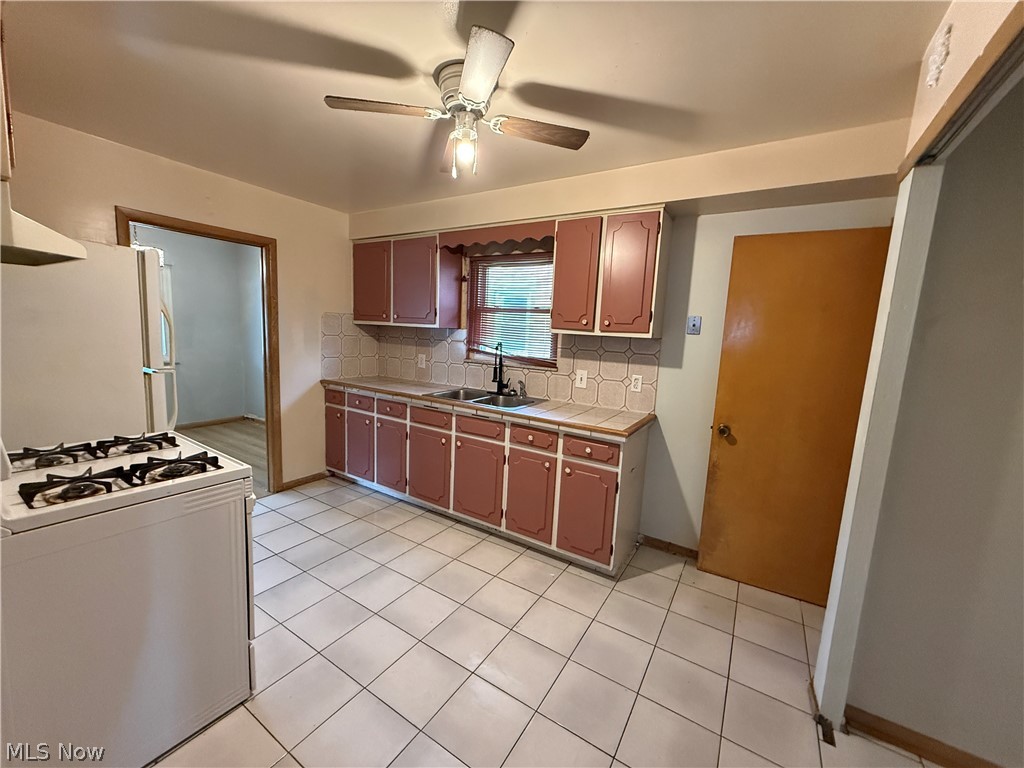 3126 Parklane Drive Parma OH 44134