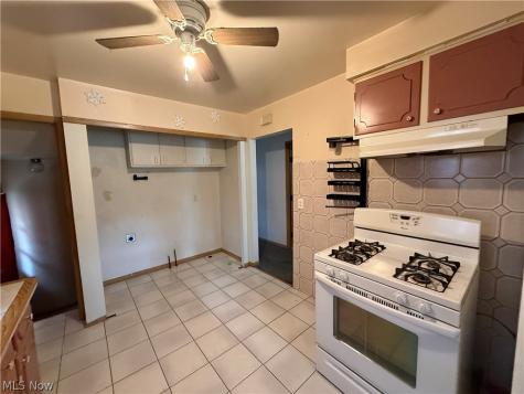 3126 Parklane Drive Parma OH 44134