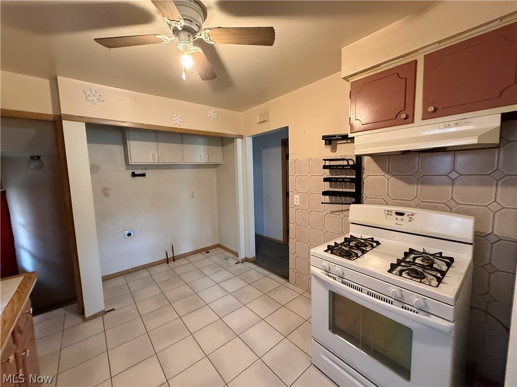 3126 Parklane Drive Parma OH 44134